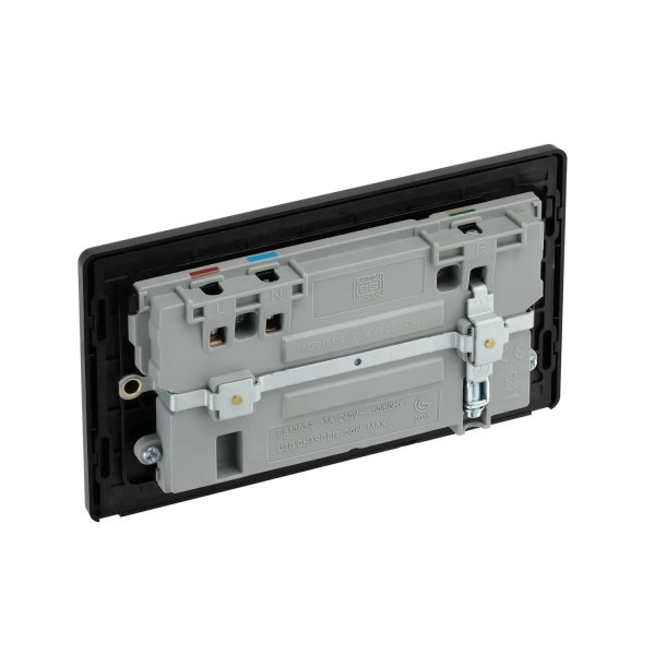 BG 啞黑膠面2xUSB(Type-A & Type-C)30W雙位插座 (PCDMB22UAC30B)
