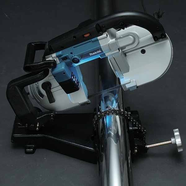 Makita 牧田 220V 輕便帶鋸 2107FK 