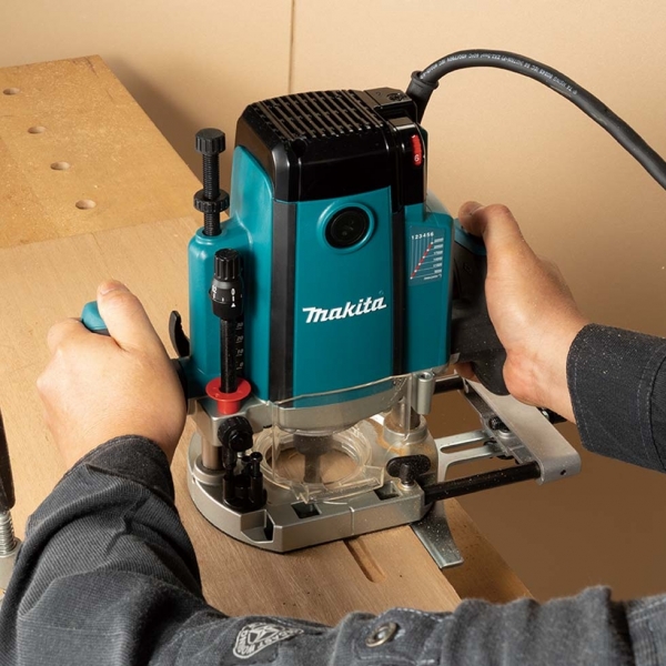 Makita 牧田 220V 電木銑 (柱塞式雕刻機) RP2303FC 12 mm (1/2")