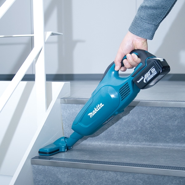 Makita 牧田 18V 充電式吸塵機(塵袋式)(按鈕開關) DCL182Z / DCL182ZW / DCL182ZB (淨機)