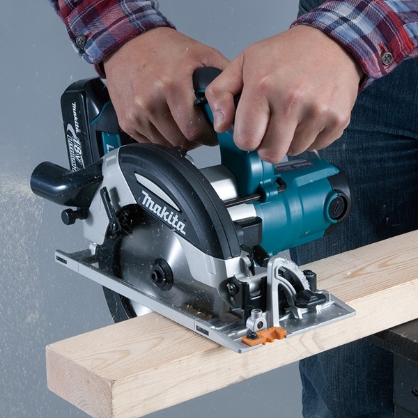 Makita 牧田 18V 充電式圓鋸 DHS630Z 165mm (6-1/2") (淨機)