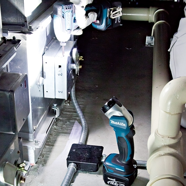 Makita 牧田 14.4V / 18V 充電式LED手電筒 DML802 (淨機)