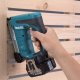 Makita 牧田 18V 充電式碼釘槍 DST221Z (淨機)