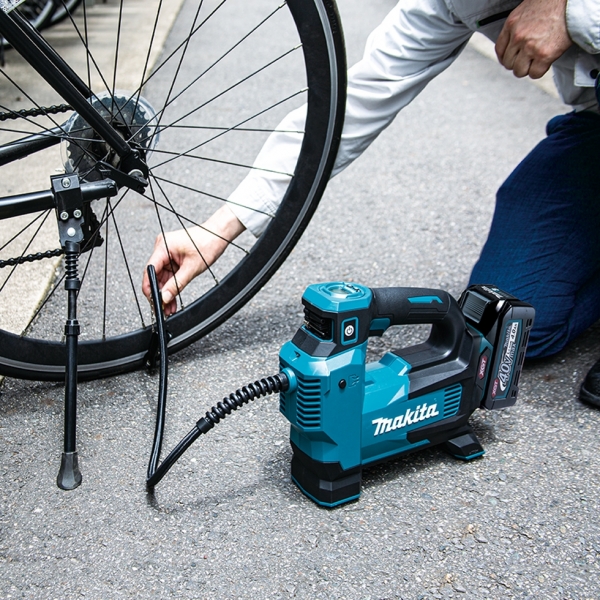 Makita 牧田 40V 充電式小型氣泵 MP001GZ (淨機)
